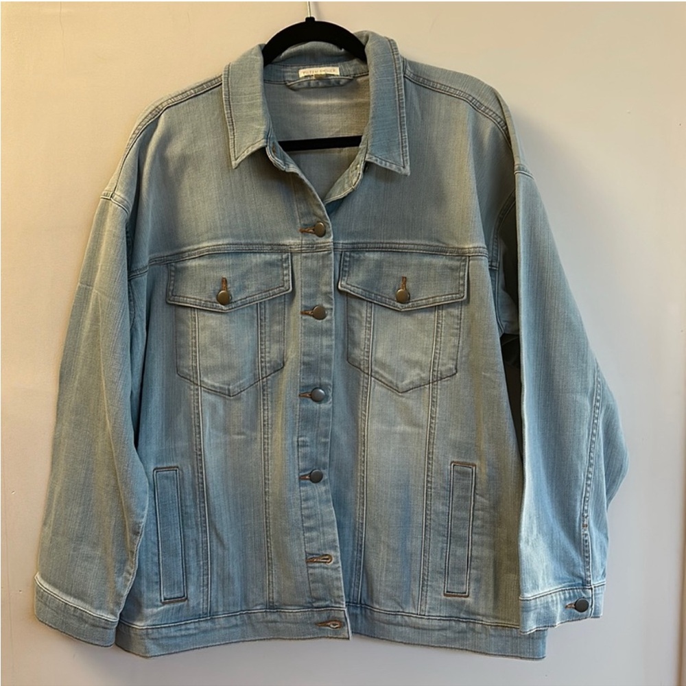 Eileen Fisher (M/M) oversized denim jacket.